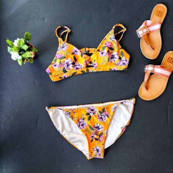 No Boundaries Yellow Floral Bikini Set - Picture 1 of 13